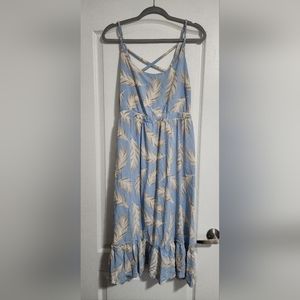 TORRID 2, sleeveless light blue dress with a feather pattern
